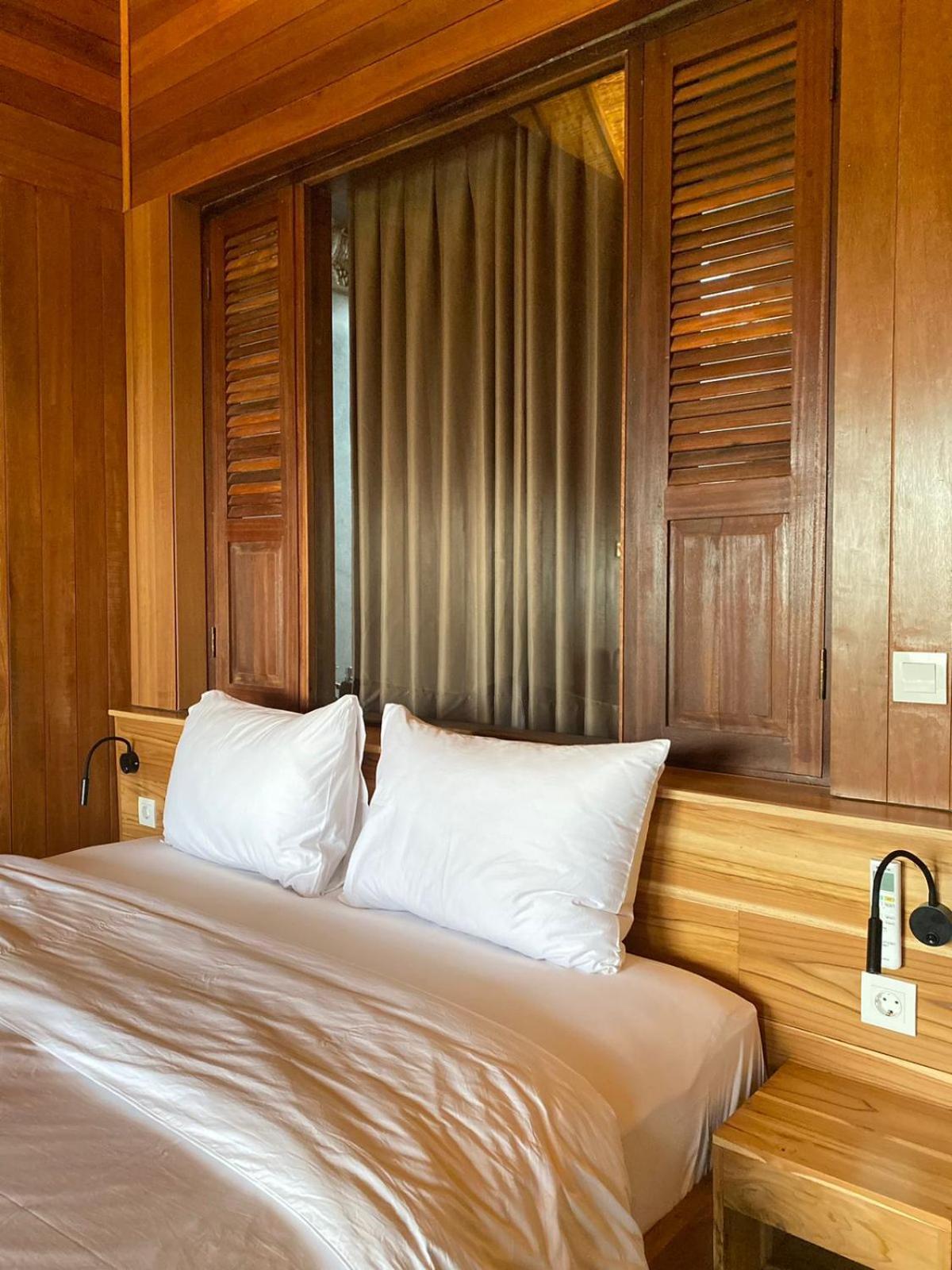 Putra'Lebah Amed Guest House Exterior photo